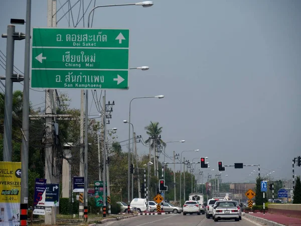 Chiang Mai Thailand März 2018 Straßenansicht Mit Fahrzeugen Die Vor — Stockfoto
