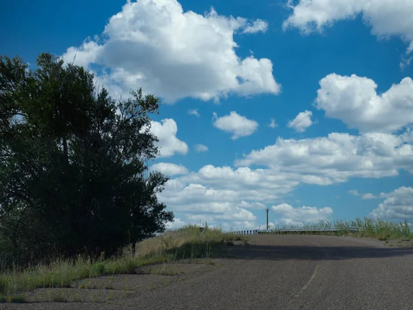 Vista Rota Novo México Com Belas Nuvens Nos Céus — Fotografia de Stock