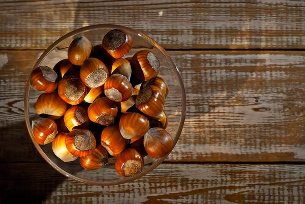 Hazelnuts Bowl Brown Wooden Background Lots Nuts Old Shabby Board — Stock Photo, Image