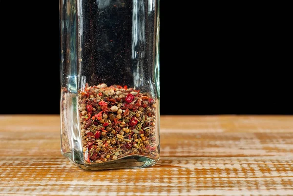 Een Mengsel Van Verschillende Specerijen Een Glazen Pot Close Kruiden — Stockfoto