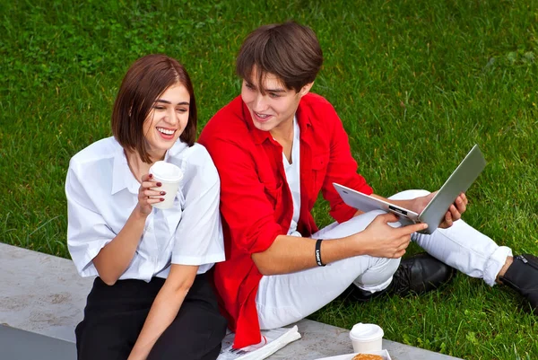 Boy Girl Have Lunch Outdoors Together Couple Looking Laptop Screen — Stock Photo, Image