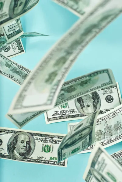 Billetes Dólar Verde Sobre Fondo Azul Cierran Billetes 100 Dólares — Foto de Stock