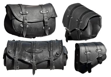 Siyah deri motosiklet çantaları. Bisiklet teçhizatı eski arka planda izole edilmiş. El yapımı motosiklet çantaları.