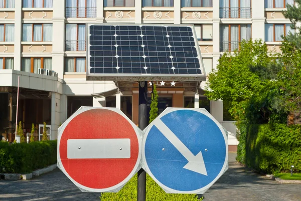 Road Signs Symbolizing Detours Traffic Bans Pointers Illuminated Solar Panels — 스톡 사진