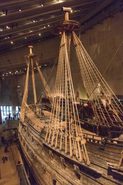 Stockholm, İsveç - 30 Aralık 2018: 30 Aralık 2018 'de İsveç' te Vasa Müzesi 'ndeki Vasa güvertesi manzarası.