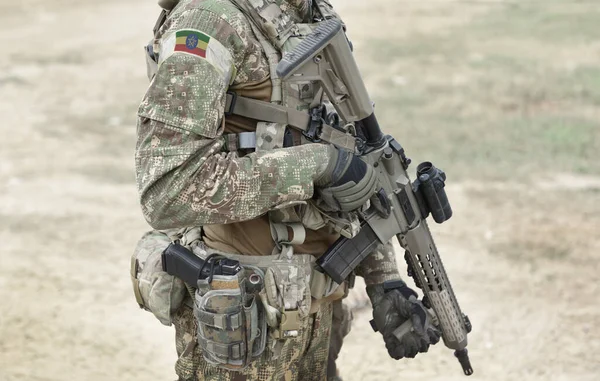 Soldado Con Rifle Asalto Bandera Etiopía Uniforme Militar Collage — Foto de Stock