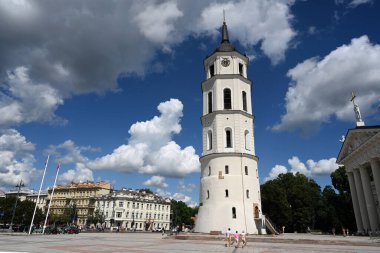 Vilnius, Litvanya - 22 Temmuz 2024: Vilnius Katedrali Çan Kulesi
