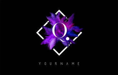 Beyaz Kare Çerçevesi üzerinde renkli mürekkep darbesi olan Q Harfi Logo Tasarımı. Pembe, mor, mavi ve mor renkli yaratıcı vektör çizimi ve Q harfi.