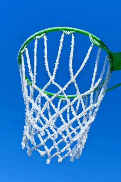 Basketball rim and net with hoarfrost — Stock Photo, Image