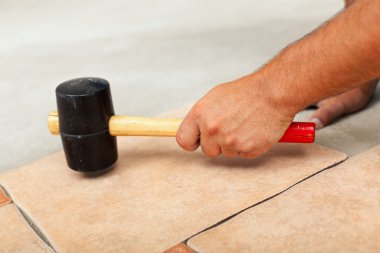 Seramik yer karoları yükleme aşamaları