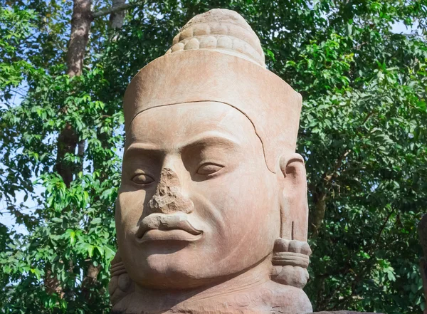 Ancient stone face near Bayon Temple, Angkor Wat — Stock Photo, Image