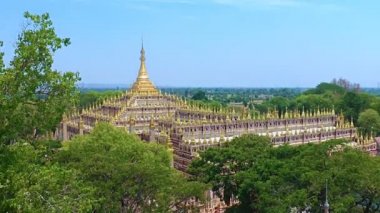 Budist Pagoda Monywa içinde