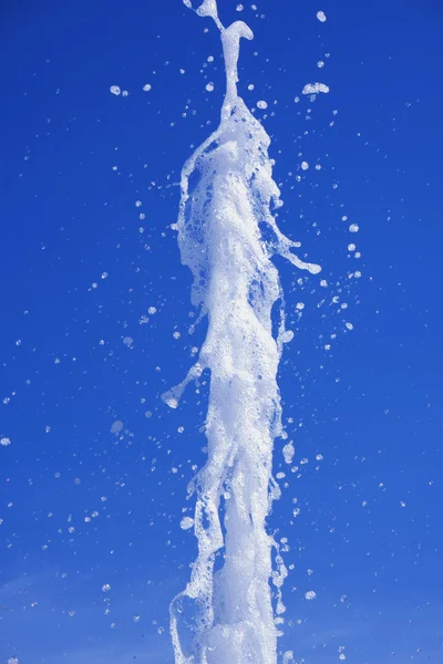 Water stream splashing — Stock Photo, Image