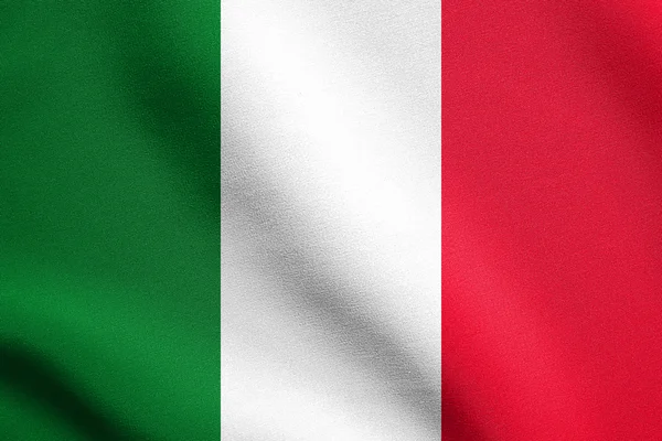 Σημαία της Ιταλίας κουνώντας στην αιολική με υφή υφάσματος — Φωτογραφία Αρχείου