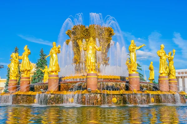 Fontein vriendschap van Naties in Moskou — Stockfoto