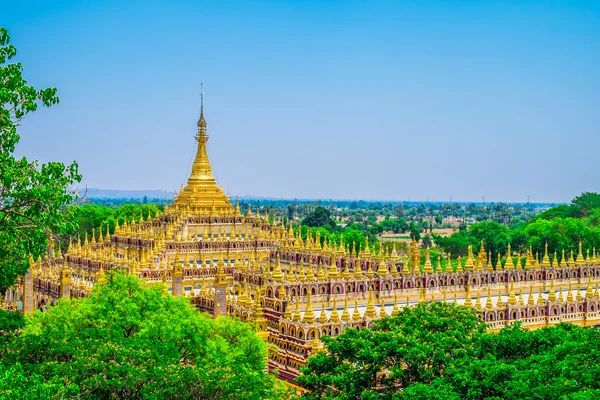 Bella pagoda buddista — Foto Stock