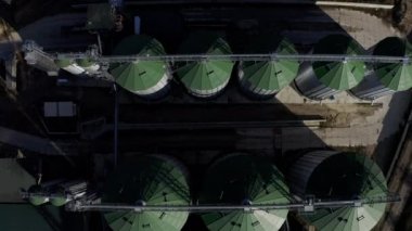 Tahıl ambarları. Tahıl Deposu Asansörü. Üst Görünüm