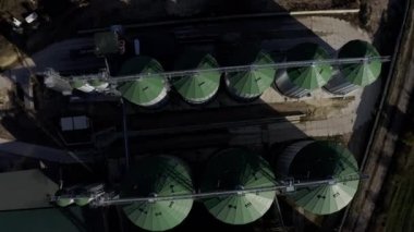 Tahıl ambarları. Tahıl Deposu Asansörü. Üst Görünüm