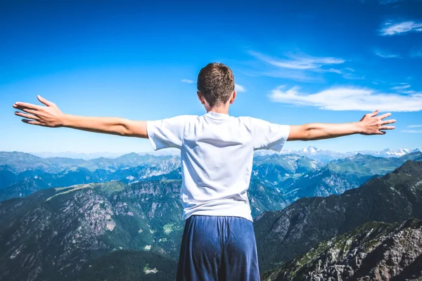 Boy uvažovat o názor — Stock fotografie