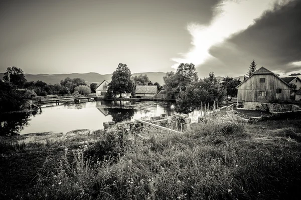 Molens op de rivier gacka Kroatië — Stockfoto