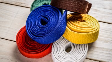 Karate kemerleri