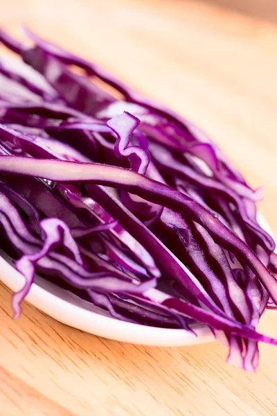 Red cabbage close up - selective focus — Stock Photo, Image