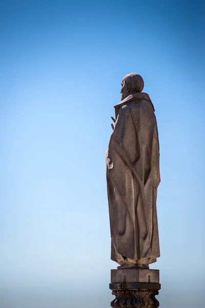 밀라노 두오모-첨탑 조각 세부 사항 — 스톡 사진