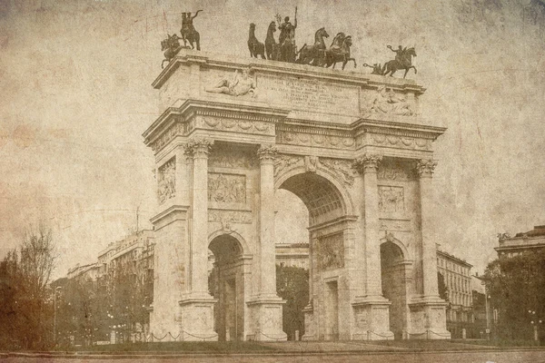 Arco de paz Milão Itália velho estilo postal — Fotografia de Stock
