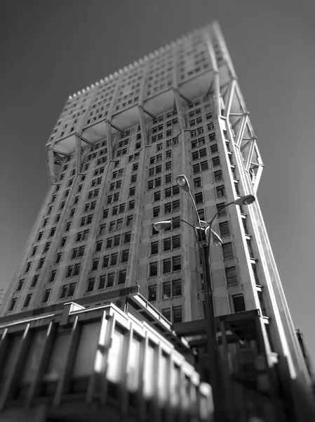 Velasca tower Milan Italy - tilt shift effect — Stock Photo, Image