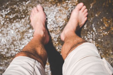 Yaz ferahlık küçük creek at