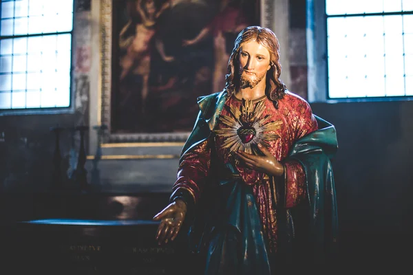 Milano, Italien - December 10,2015: kyrkan heliga Maria av Nådens (Santa Maria delle Grazie), Milan.In denna katedral är förlägger den berömda Da Vinci mästerverket, den sista middag av Jesus. — Stockfoto