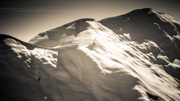 Bellissimo paesaggio montano invernale — Foto Stock