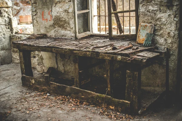 Abandoned mine - outside — Stock Photo, Image