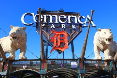 Detroit, Michigan, ABD - 30 Ağustos 2020: Detroit Tigers takımının ev sahibi Comerica Park Stadyumu.