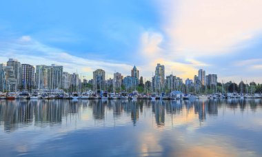 Vancouver şehir merkezi, 1 Temmuz 2019, Vancouver, Kanada. Kanada 'nın en büyük üçüncü metropol bölgesi..
