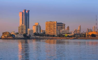 Mumbai, INDIA - 6 Aralık Mumbai 6 Aralık 2015 'te Hindistan' ın finans, ticaret ve eğlence başkentidir.