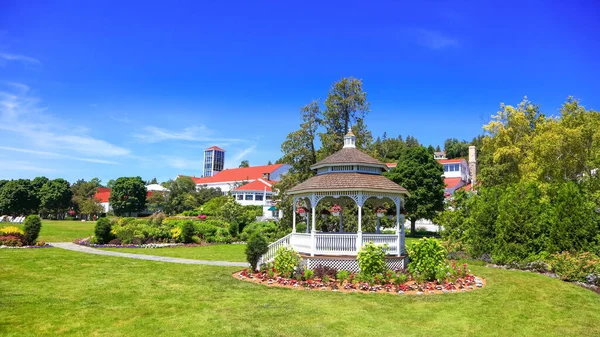 Gazebo Ogrodach Wyspy Mackinac Michigan — Zdjęcie stockowe