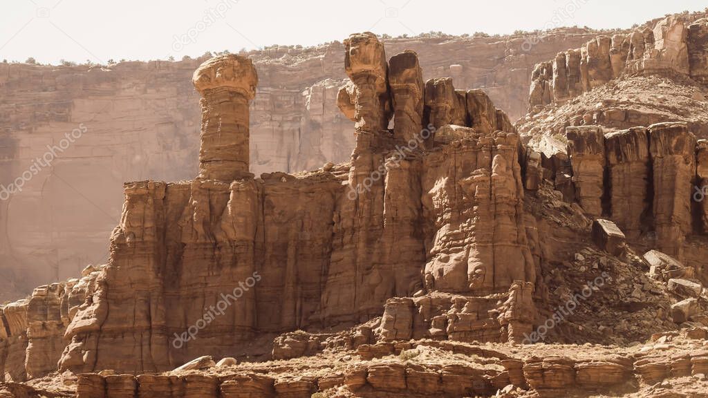 Hoodoos at Canyon lands national park in Utah