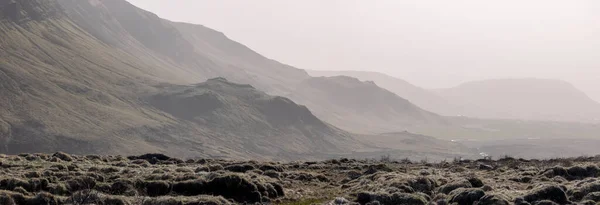 Panoramiczny Widok Wzgórza Polach Lawy Islandii — Zdjęcie stockowe