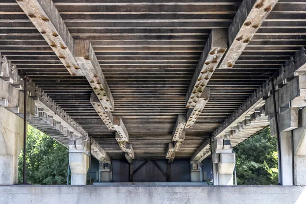 Vista Subterrânea Antiga Estrutura Ponte Coberta Frankenmuth Michigan — Fotografia de Stock
