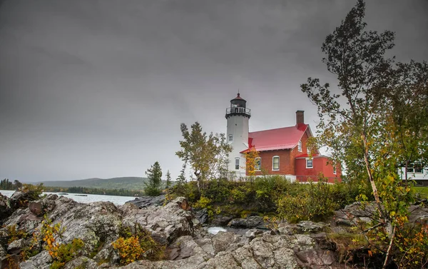 Michigan Üst Yarımadasında Tarihi Kartal Limanı Deniz Feneri — Stok fotoğraf