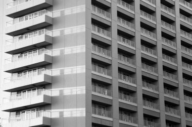 uzun boylu apartmanı