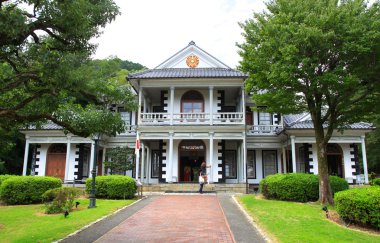Higashi-Yamanashi Bölge Müdürlüğü