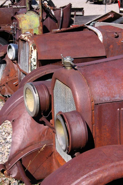 Rusty auto d'epoca — Foto Stock