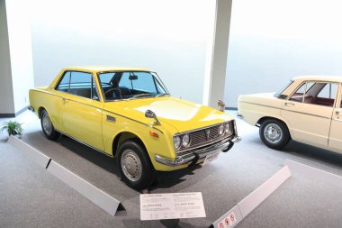 NAGOYA, JAPONYA - SEPTEMBER 13, 2014: Toyota 1600GT (RT55) spor coupe görüntüsü Japonya 'nın Nagoya kentindeki Toyota Otomobil Müzesi' nde.