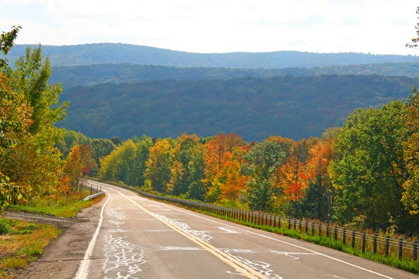 Route d'automne pittoresque — Photo