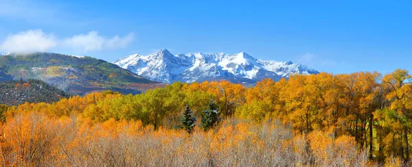 Mount Sneffles  in autumn time — Stock Photo, Image