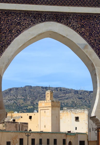 Paysage urbain de Fès depuis la porte Bab Rcif — Photo