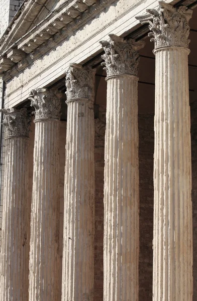 Templo de Minerva en Asís — Foto de Stock