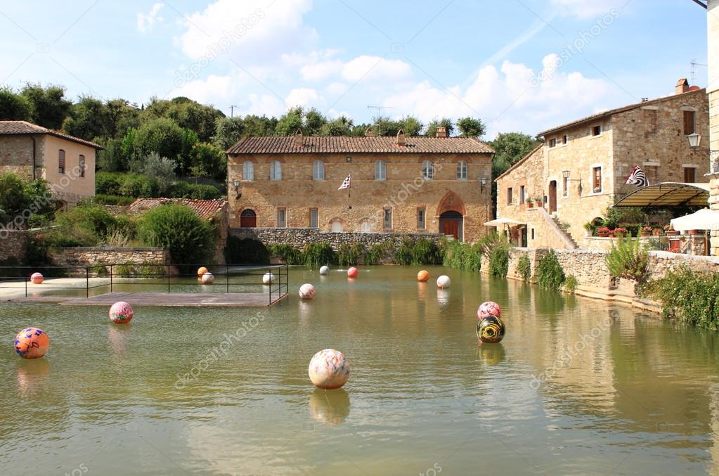 Bagno Vignoni in Toscana — Foto Stock © alessandro0770 #106897502 Bagno Vignoni in Toscana — Foto Stock © alessandro0770 #106897502